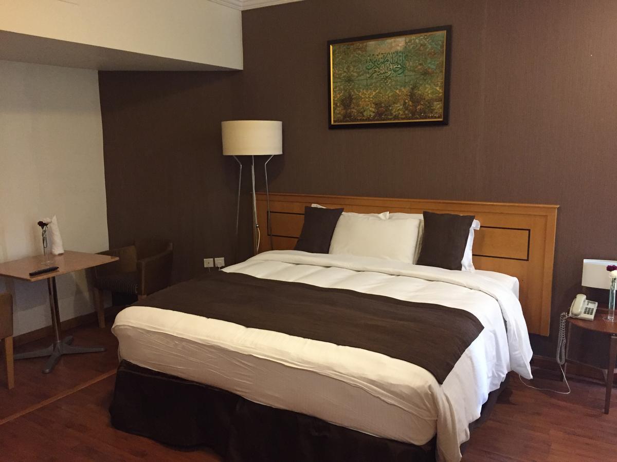 מכה Al Thuria Grand Hotel מראה חיצוני תמונה